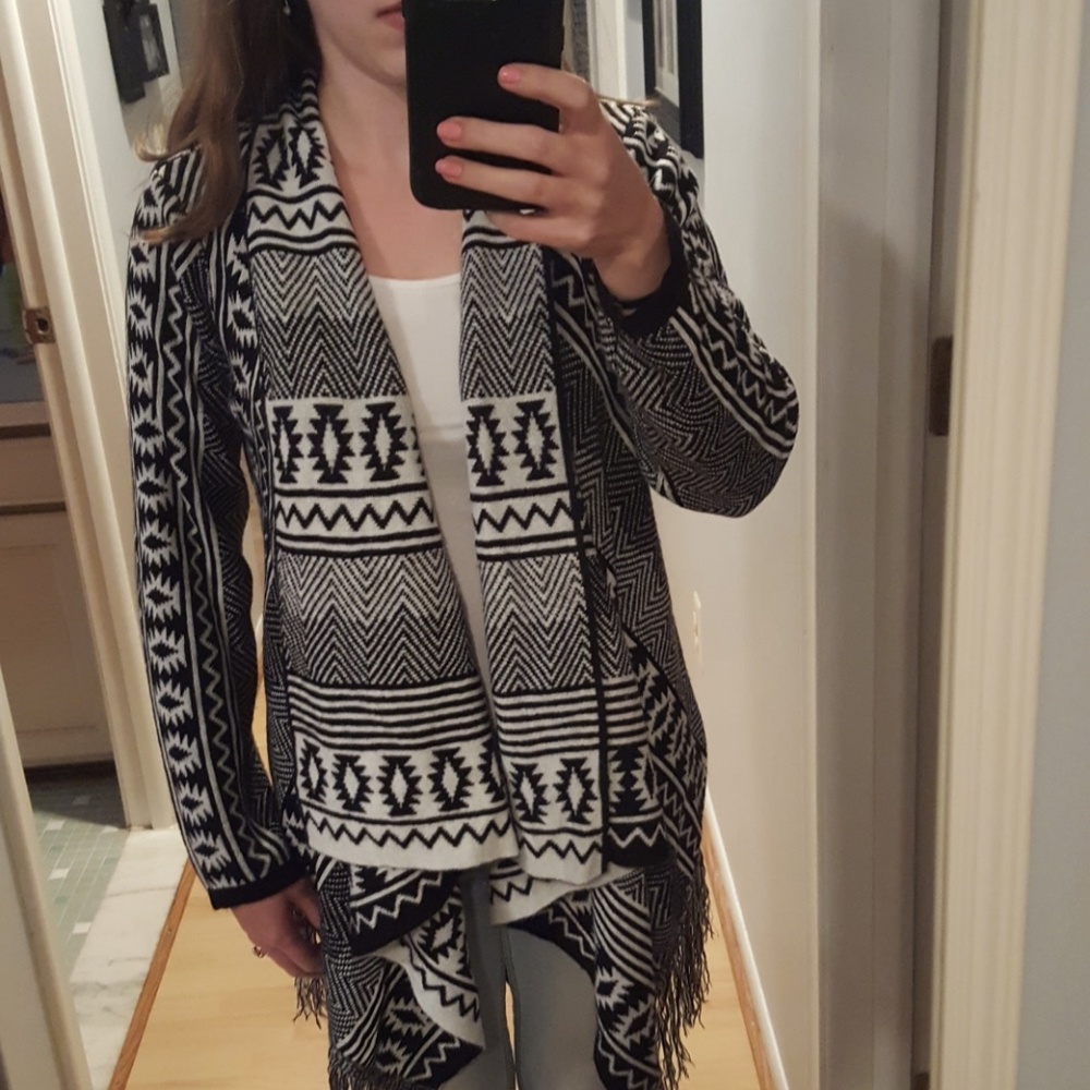 Poof 🖤Black/Beige Fringe Cardigan  Sweater